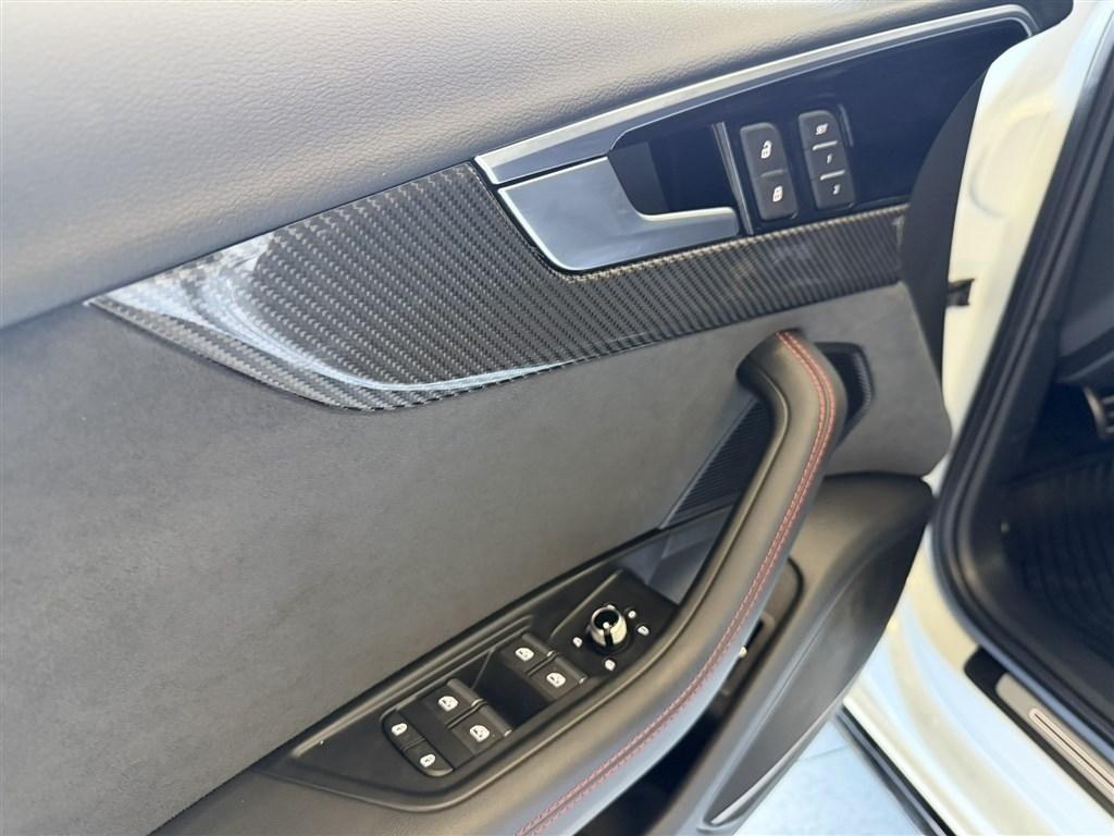 Audi S4 Sedan Premium Plus 3.0 TFSI quattro 2023