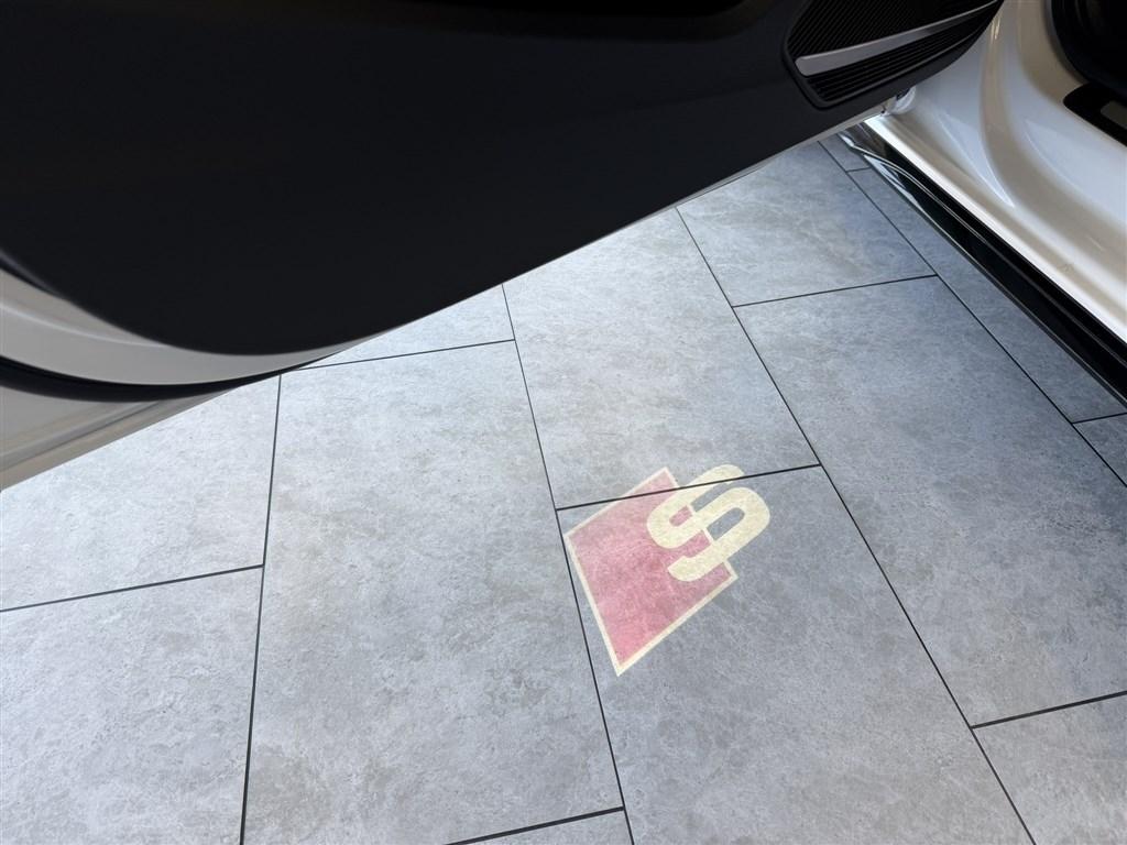 Audi S4 Sedan Premium Plus 3.0 TFSI quattro 2023