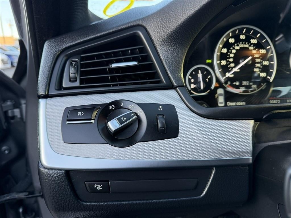 BMW 5 Series 4dr Sdn 535i xDrive AWD 2016