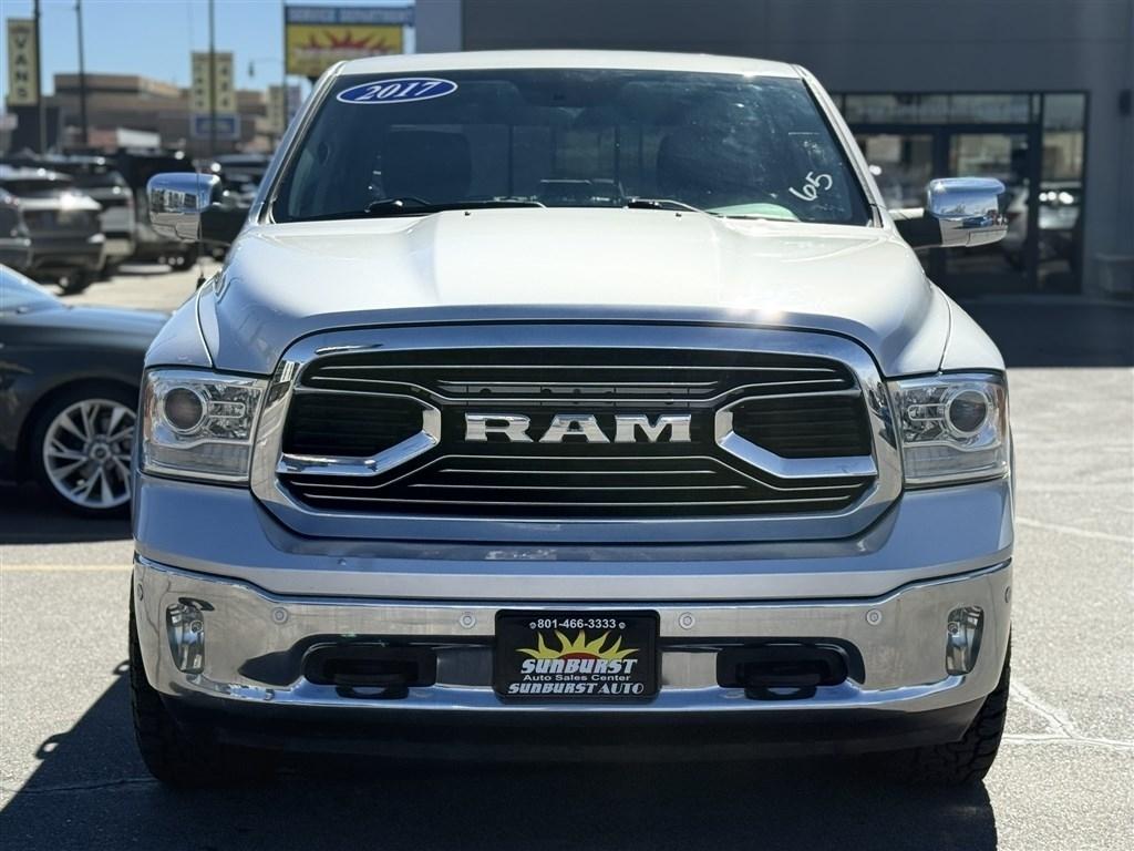 RAM 1500 4WD Crew Cab 140.5" Longhorn 2017