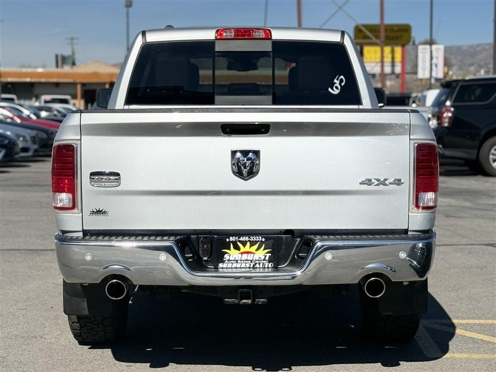 RAM 1500 4WD Crew Cab 140.5" Longhorn 2017