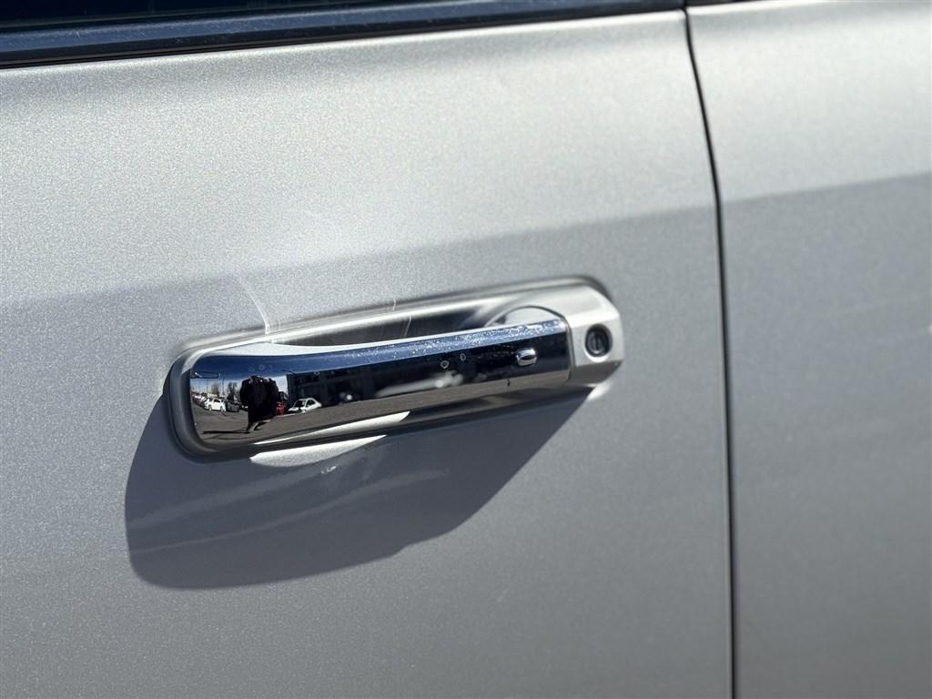 RAM 1500 4WD Crew Cab 140.5" Longhorn 2017