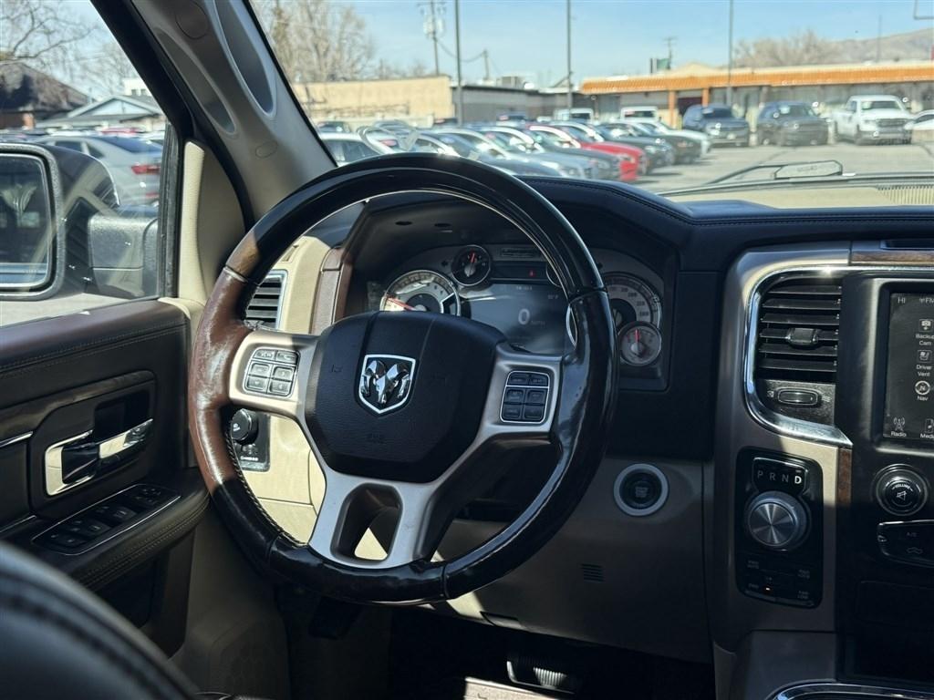 RAM 1500 4WD Crew Cab 140.5" Longhorn 2017