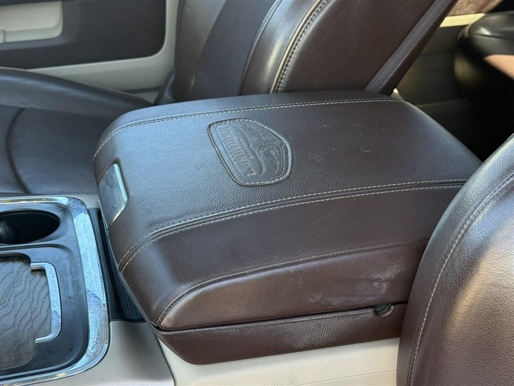 RAM 1500 4WD Crew Cab 140.5" Longhorn 2017