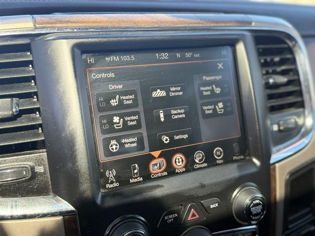 RAM 1500 4WD Crew Cab 140.5" Longhorn 2017