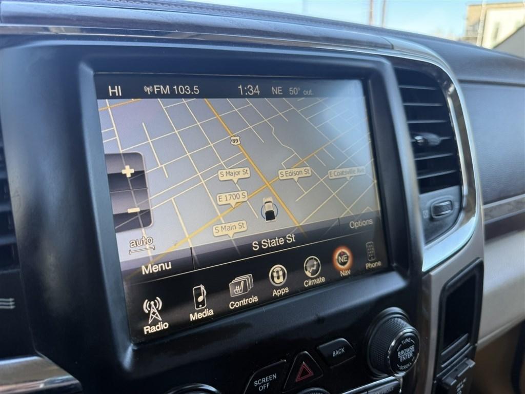 RAM 1500 4WD Crew Cab 140.5" Longhorn 2017