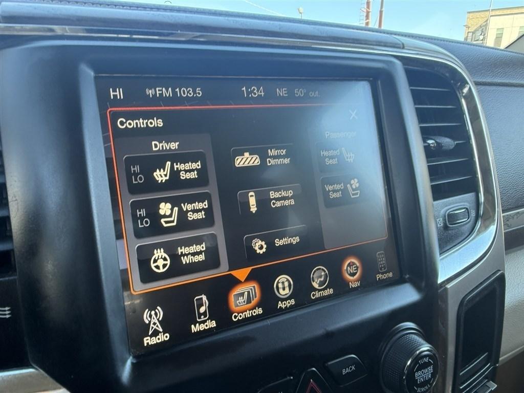 RAM 1500 4WD Crew Cab 140.5" Longhorn 2017