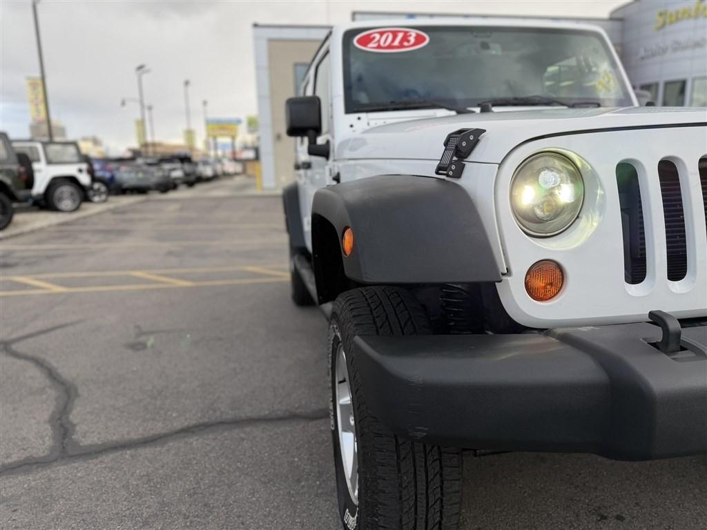 Jeep Wrangler Unlimited 4WD 4dr Sport 2013