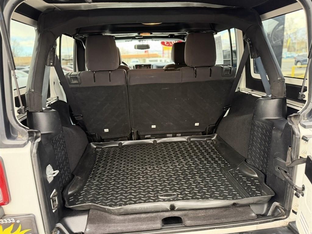 Jeep Wrangler Unlimited 4WD 4dr Sport 2013