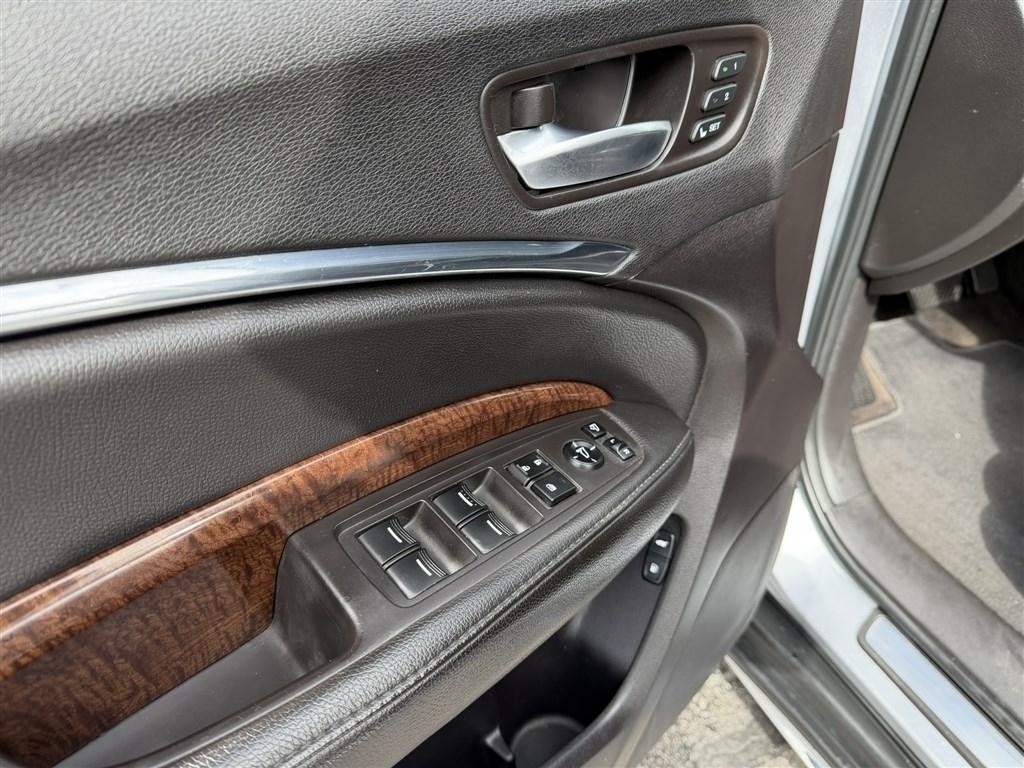 Acura MDX SH-AWD w/Technology Pkg 2017