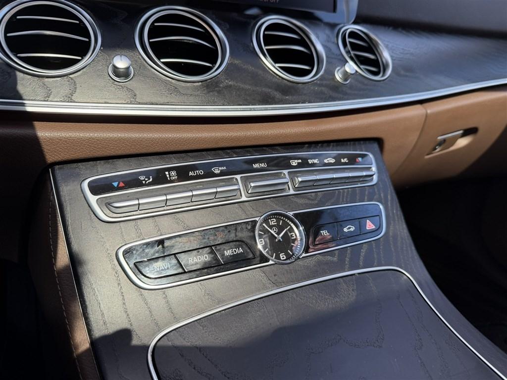 Mercedes-Benz E-Class E 300 4MATIC Sedan 2019