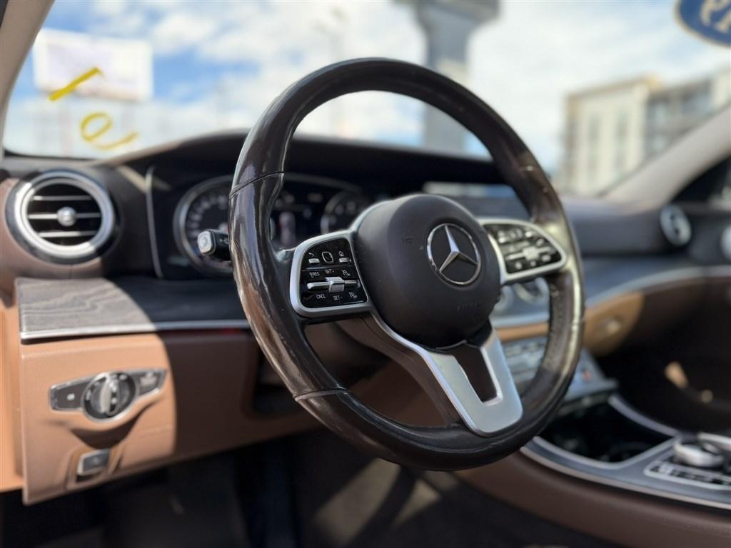 Mercedes-Benz E-Class E 300 4MATIC Sedan 2019