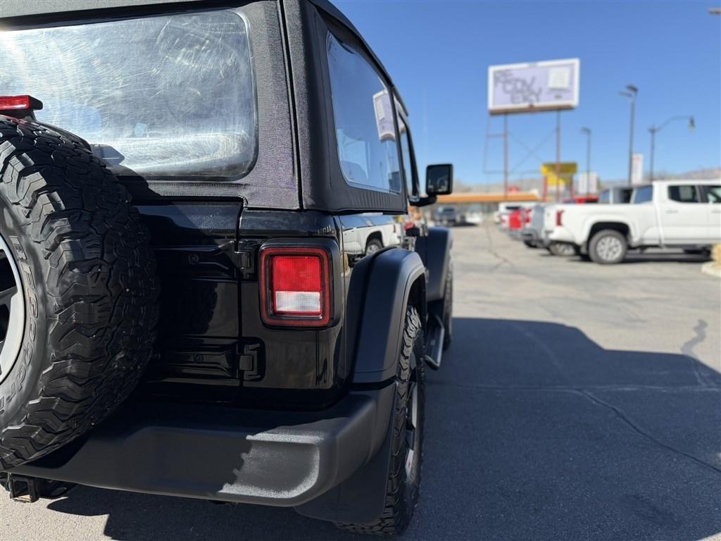 Jeep Wrangler Sport 4x4 2018