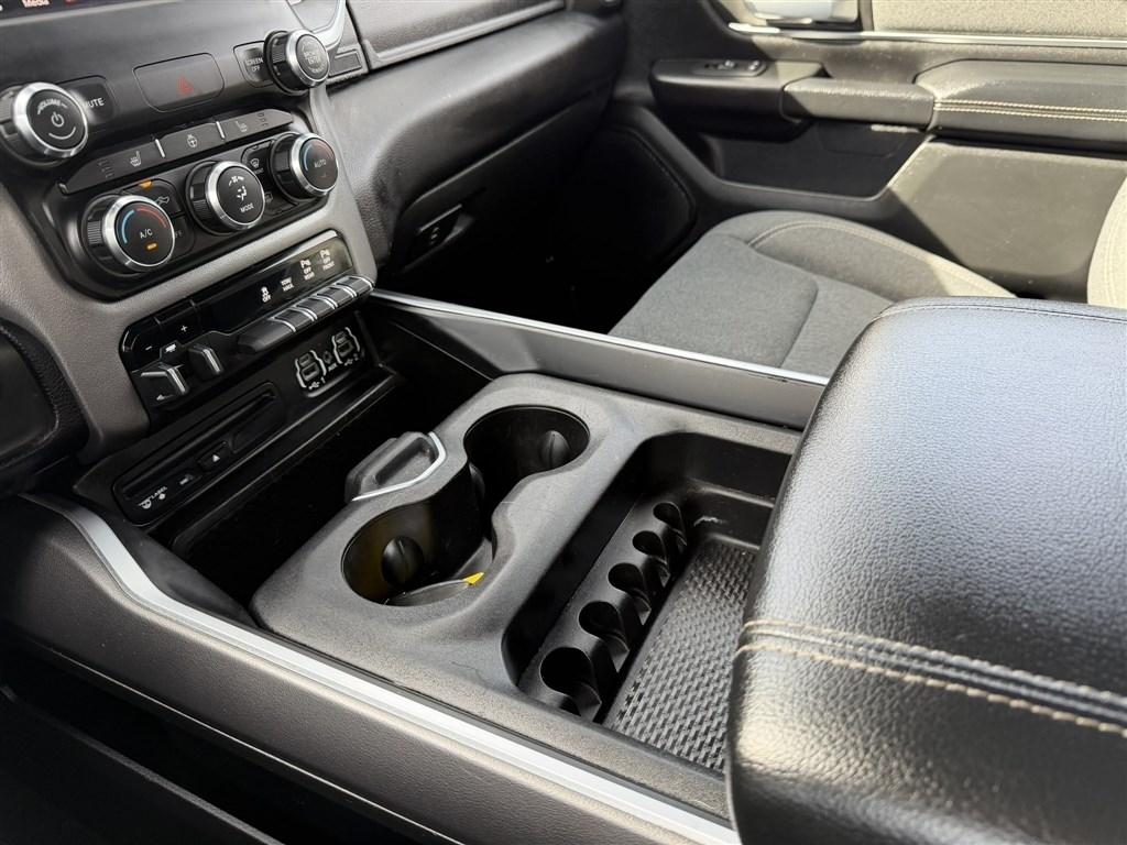 RAM 1500 Big Horn/Lone Star 4x4 Crew Cab 5'7" Box 2019