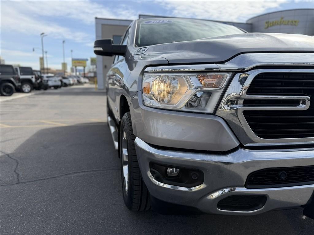RAM 1500 Big Horn/Lone Star 4x4 Crew Cab 5'7" Box 2019