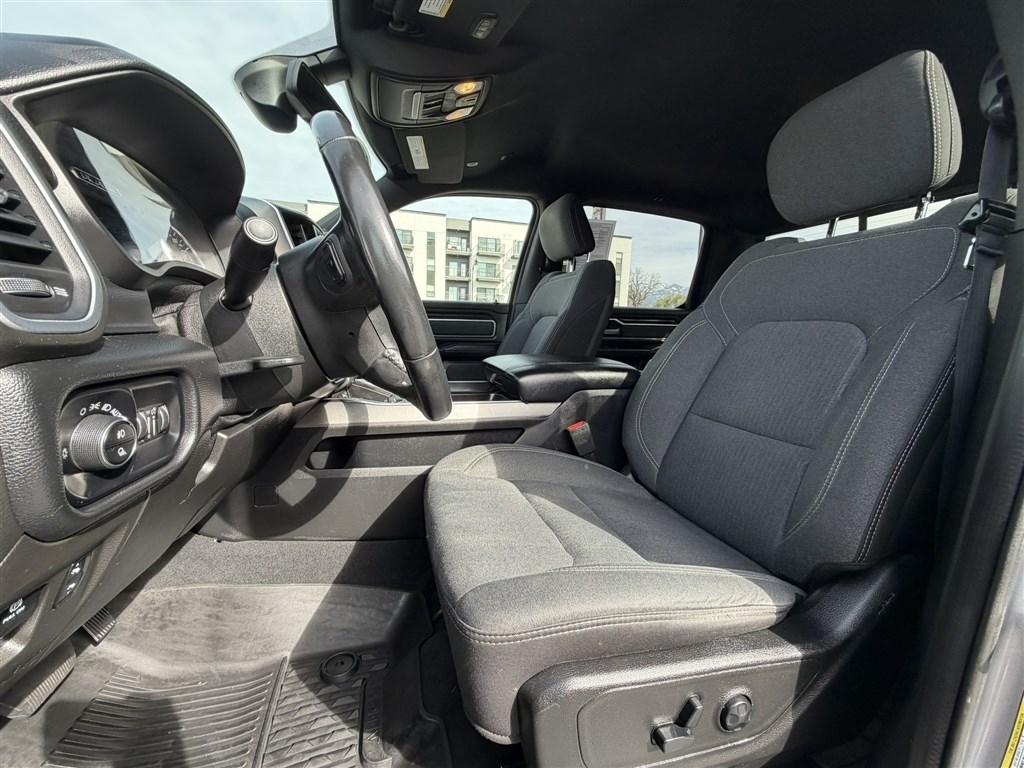 RAM 1500 Big Horn/Lone Star 4x4 Crew Cab 5'7" Box 2019