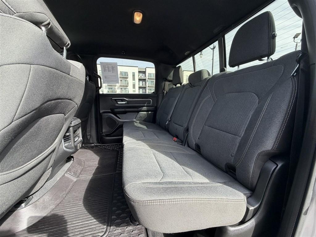 RAM 1500 Big Horn/Lone Star 4x4 Crew Cab 5'7" Box 2019