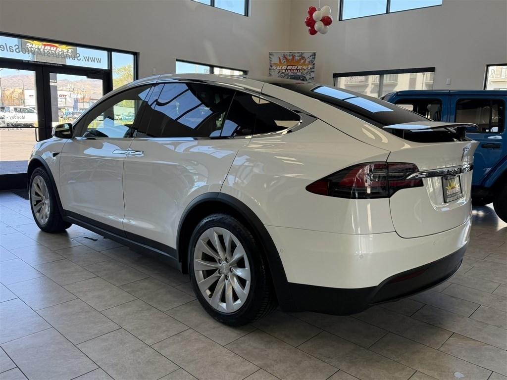 Tesla Model X Long Range AWD 2021