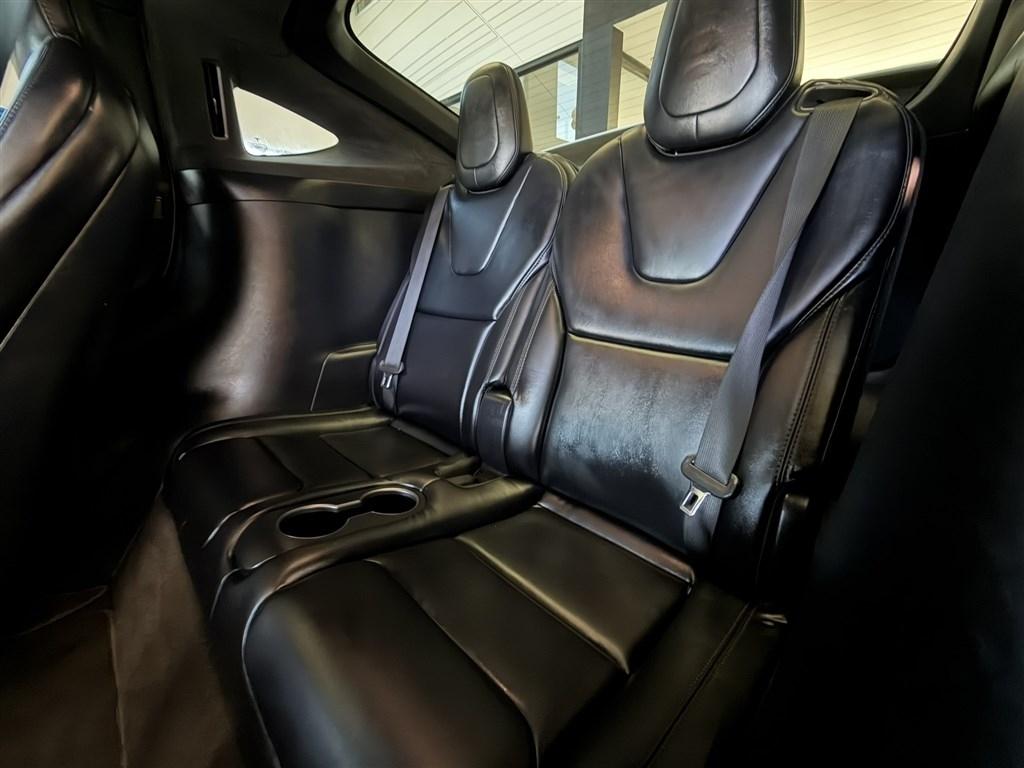 Tesla Model X Long Range AWD 2021