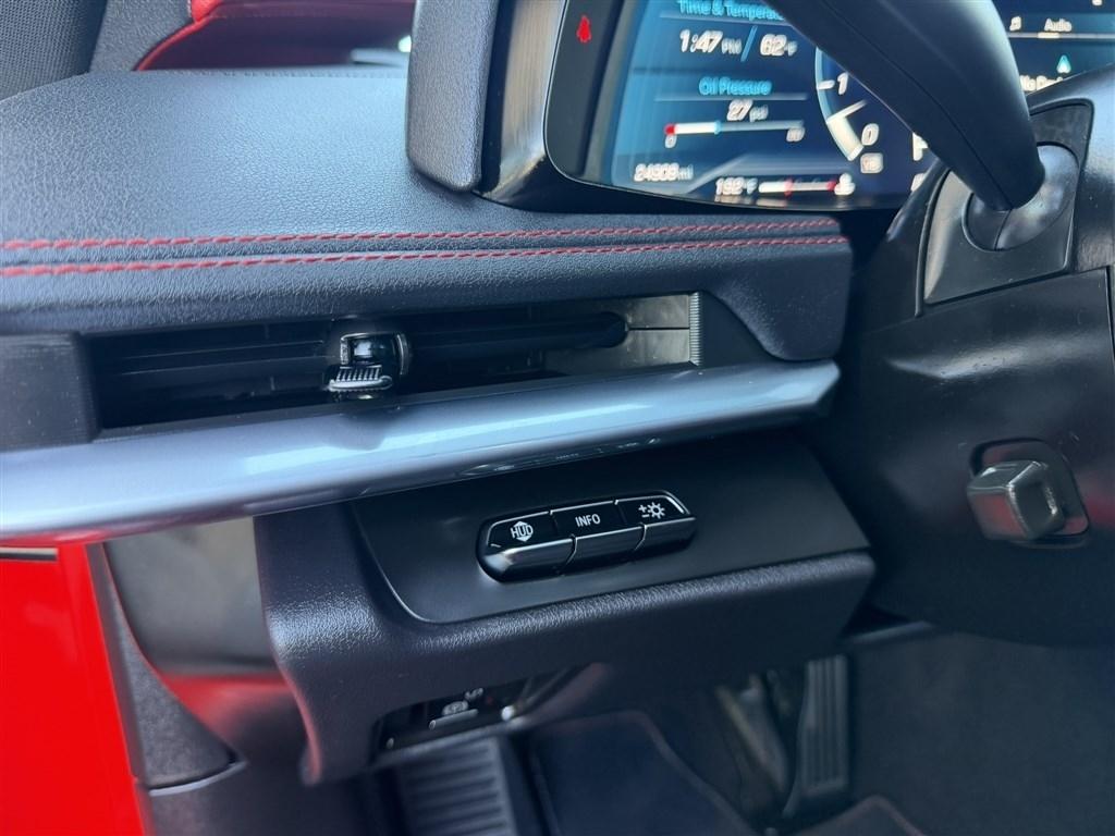 Chevrolet Corvette 2dr Stingray Cpe w/2LT 2023