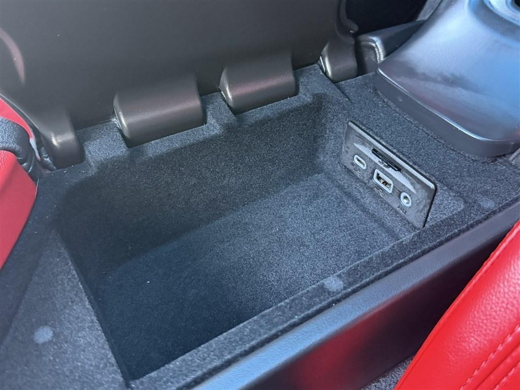 Chevrolet Corvette 2dr Stingray Cpe w/2LT 2023