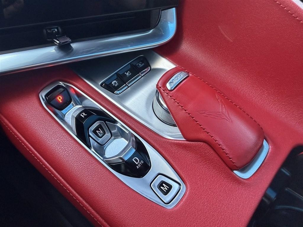 Chevrolet Corvette 2dr Stingray Cpe w/2LT 2023