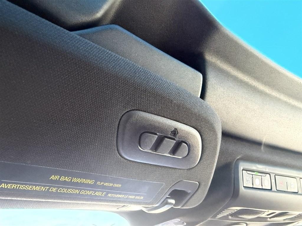 Chevrolet Corvette 2dr Stingray Cpe w/2LT 2023