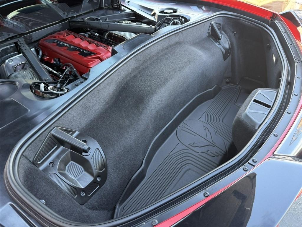 Chevrolet Corvette 2dr Stingray Cpe w/2LT 2023