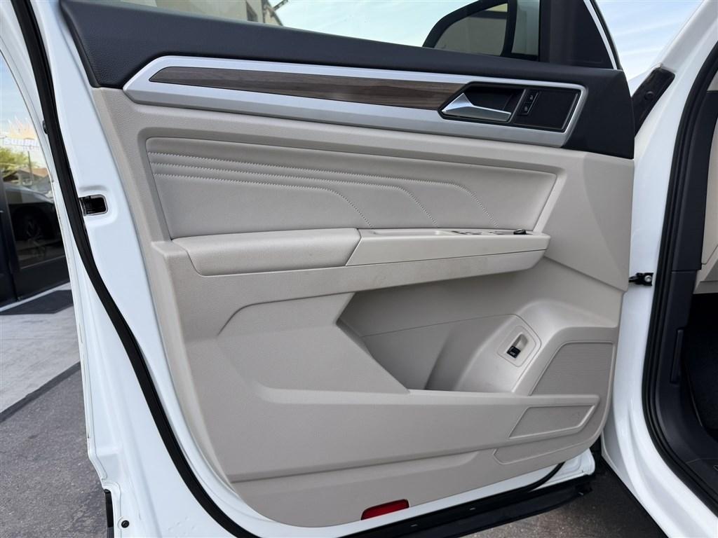 Volkswagen Atlas 2.0T SEL 4MOTION 2021