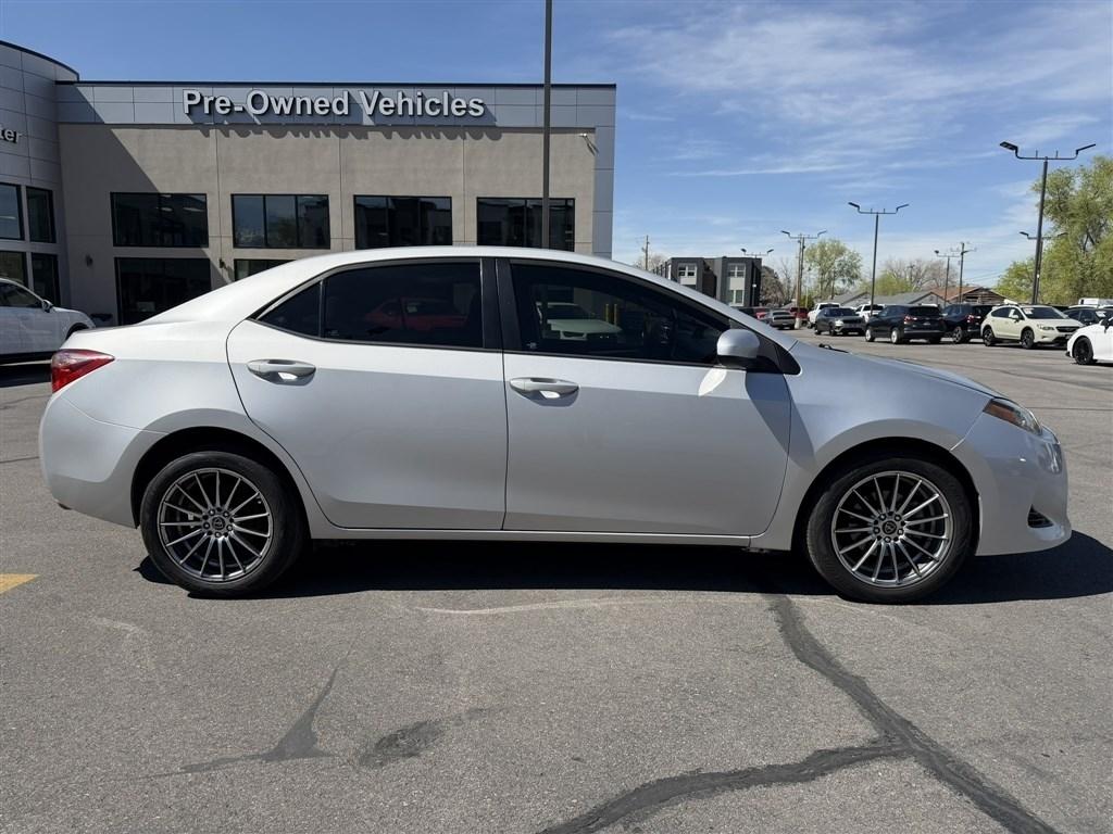Toyota Corolla 50th Anniversary Special Edition CVT (Natl) 2017