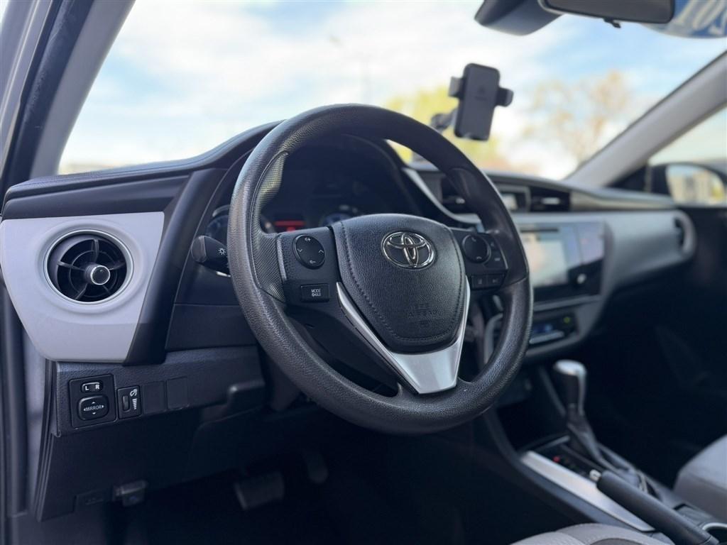 Toyota Corolla 50th Anniversary Special Edition CVT (Natl) 2017