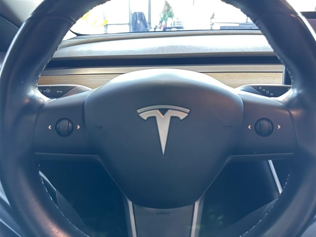 Tesla Model 3 Standard Range Plus RWD 2019
