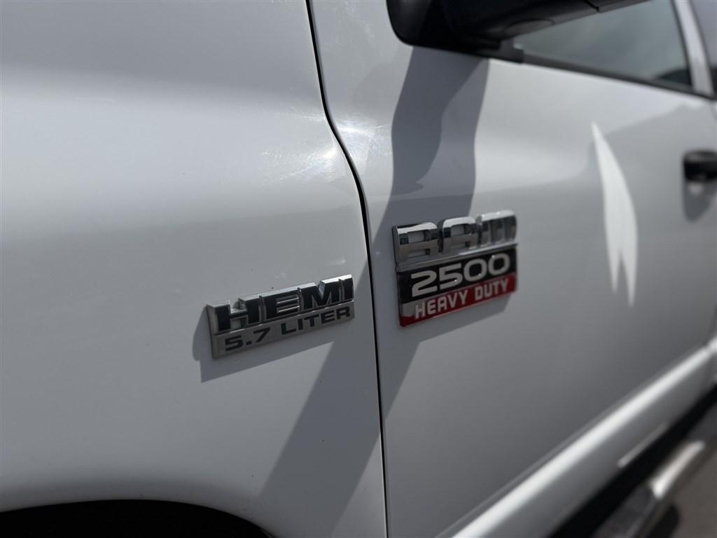 Dodge Ram 2500 4WD Quad Cab 160.5" SXT 2009