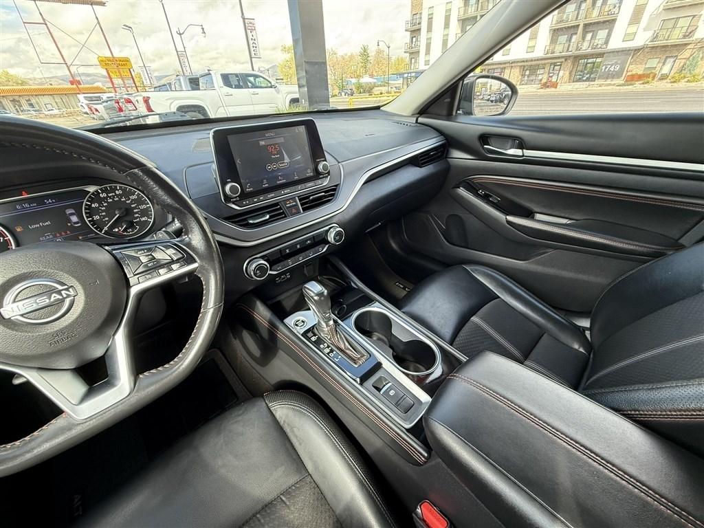 Nissan Altima 2.5 SR AWD 2023