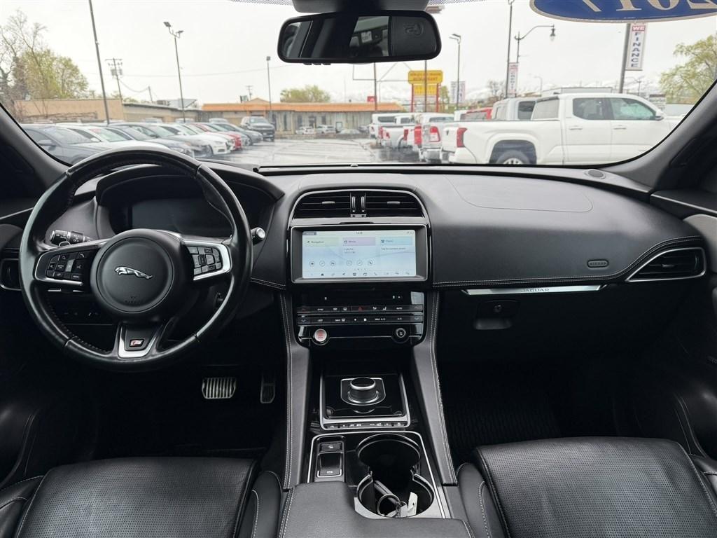 Jaguar F-Pace S AWD 2017