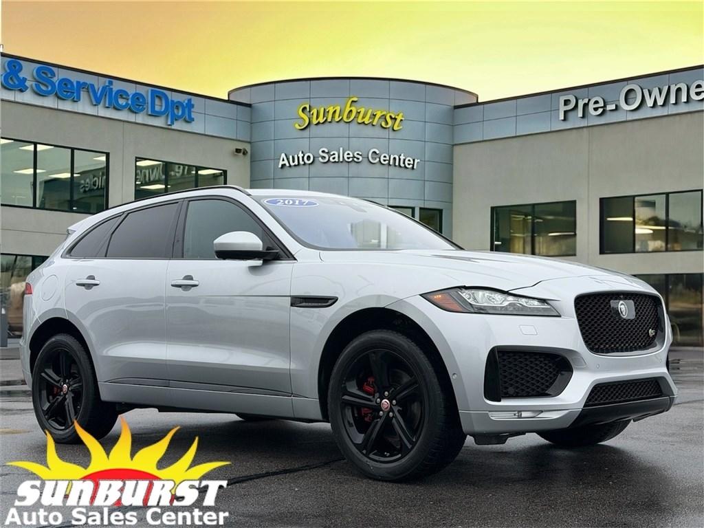 2017 Jaguar F-PACE S AWD's photo