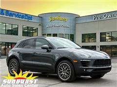 2018 Porsche Macan 