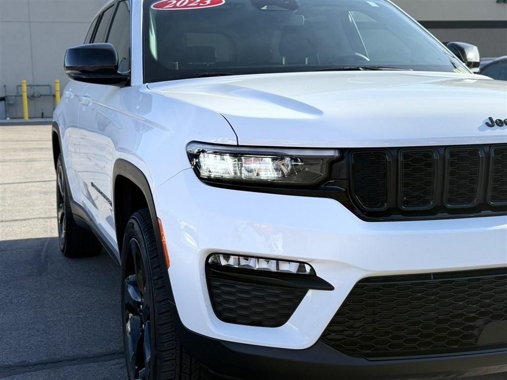 Jeep Grand Cherokee Limited 4x4 2023