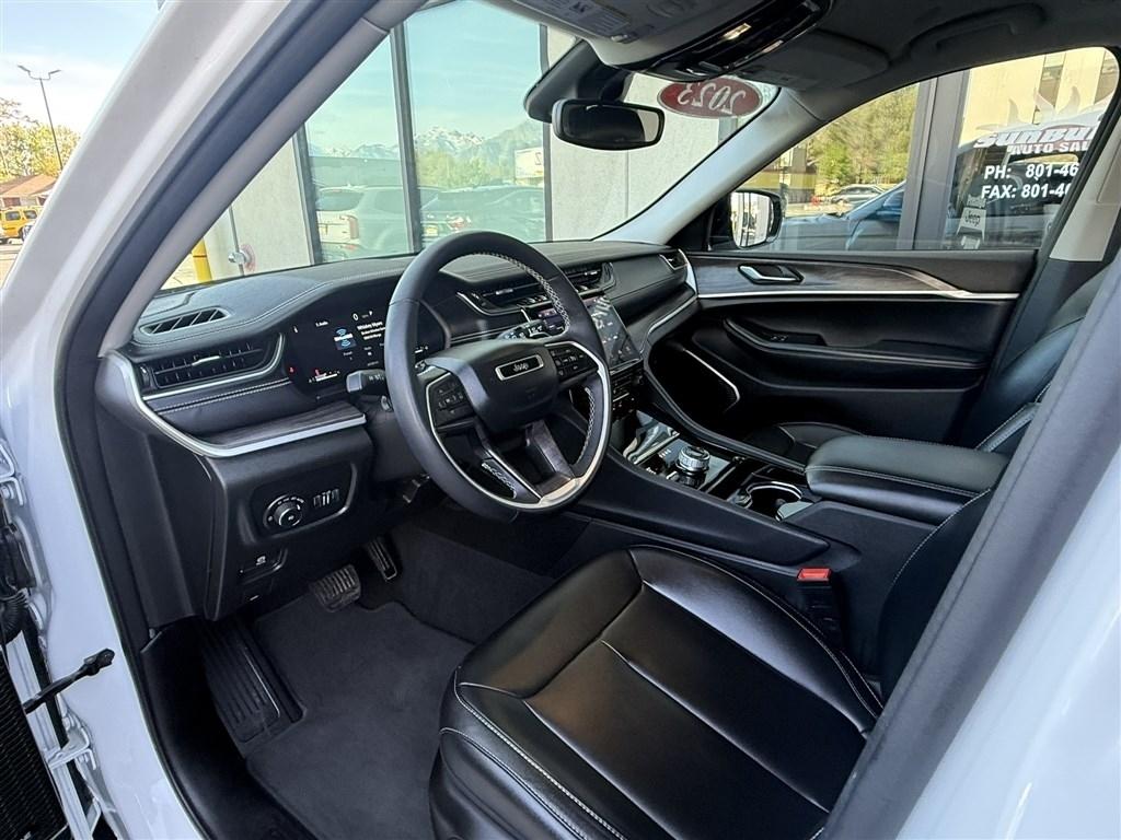 Jeep Grand Cherokee Limited 4x4 2023