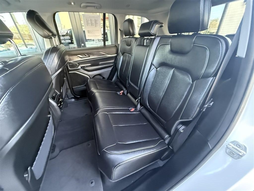 Jeep Grand Cherokee Limited 4x4 2023