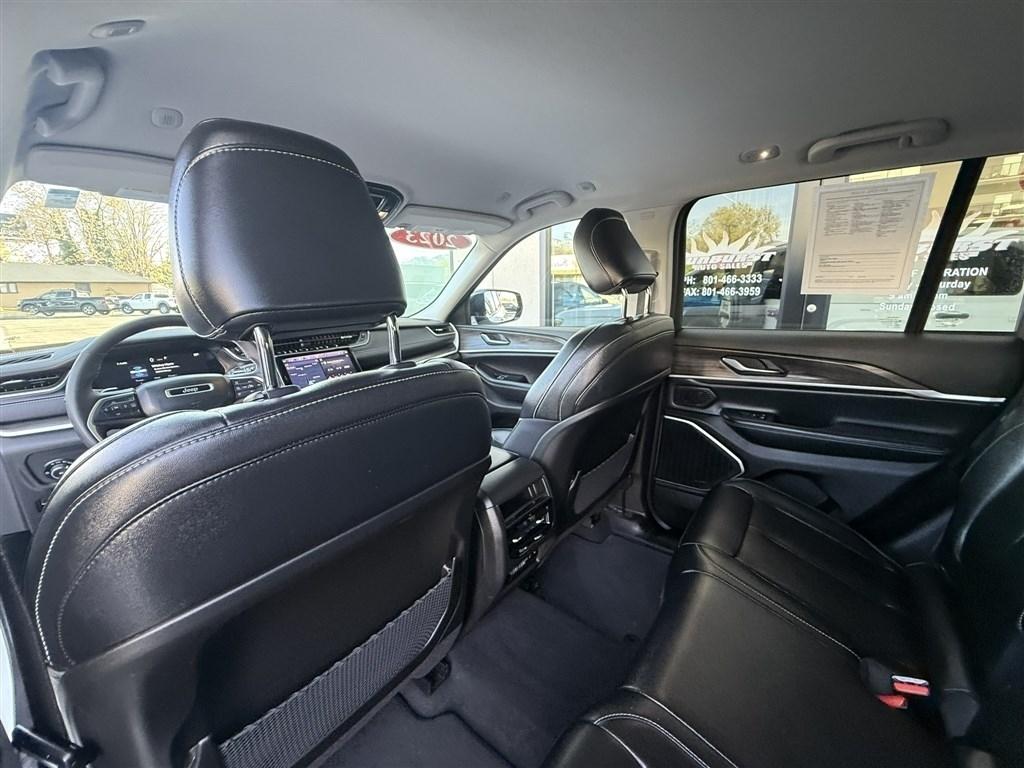 Jeep Grand Cherokee Limited 4x4 2023