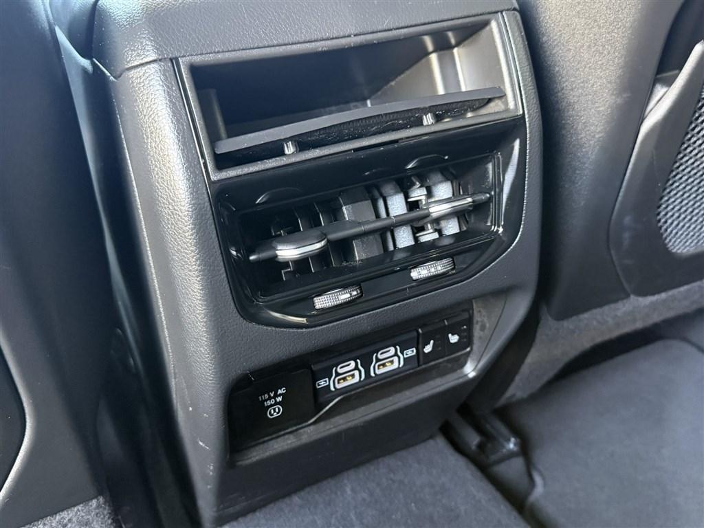 Jeep Grand Cherokee Limited 4x4 2023