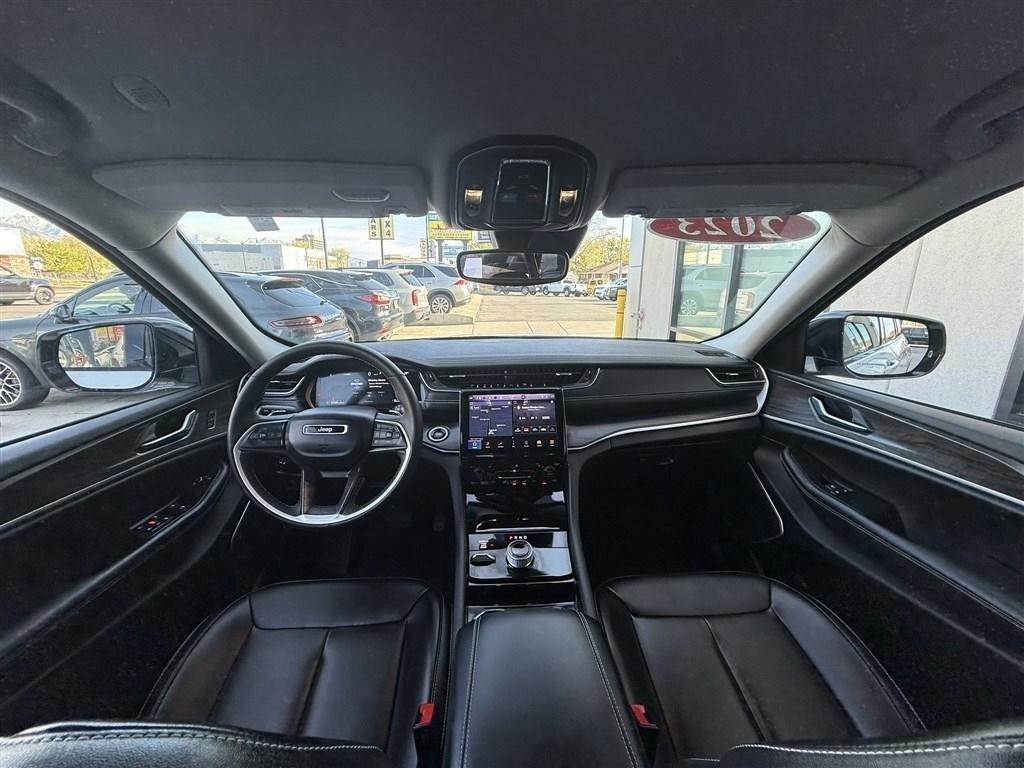 Jeep Grand Cherokee Limited 4x4 2023