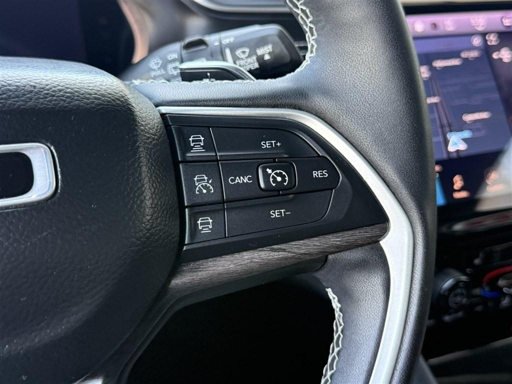 Jeep Grand Cherokee Limited 4x4 2023