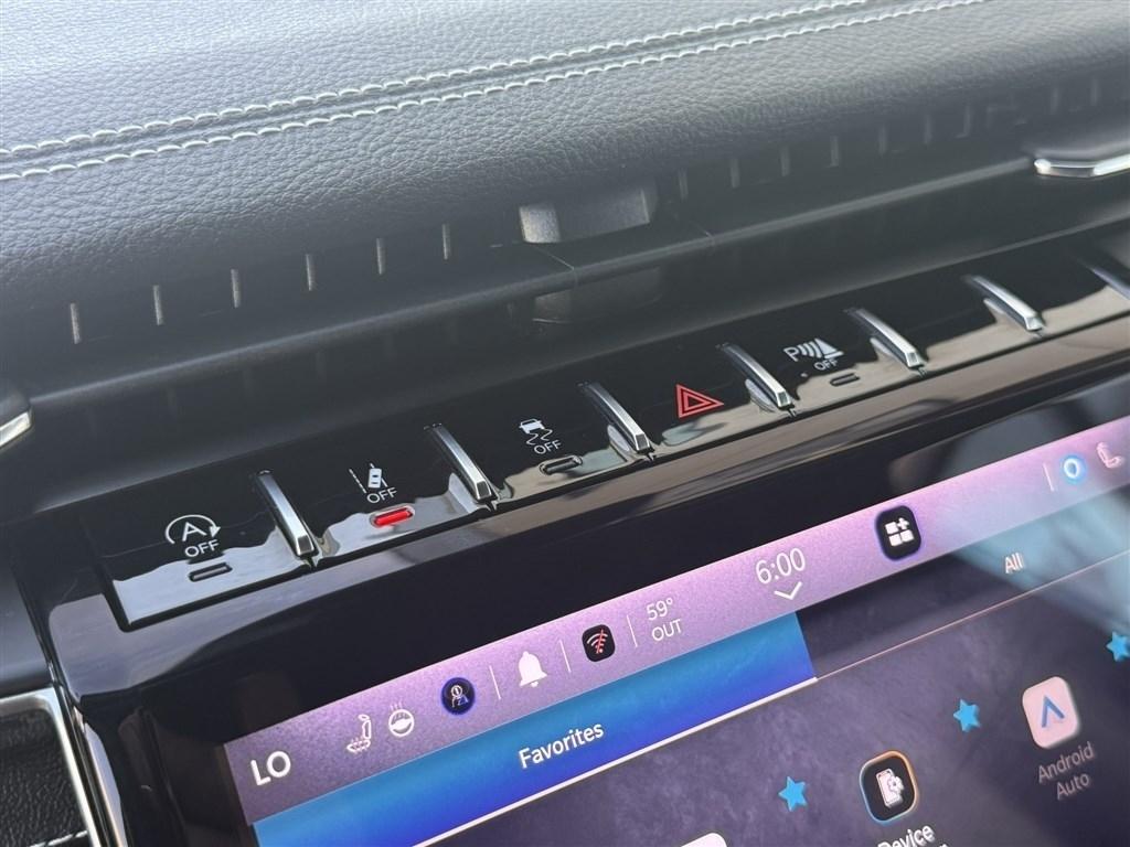 Jeep Grand Cherokee Limited 4x4 2023