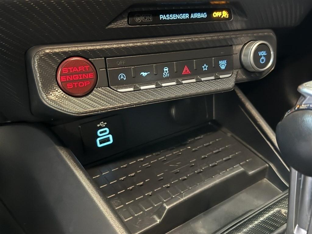 Ford Mustang GT Fastback 2024