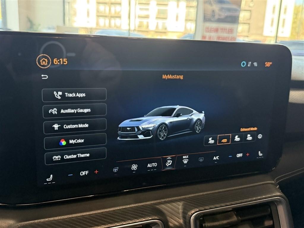 Ford Mustang GT Fastback 2024