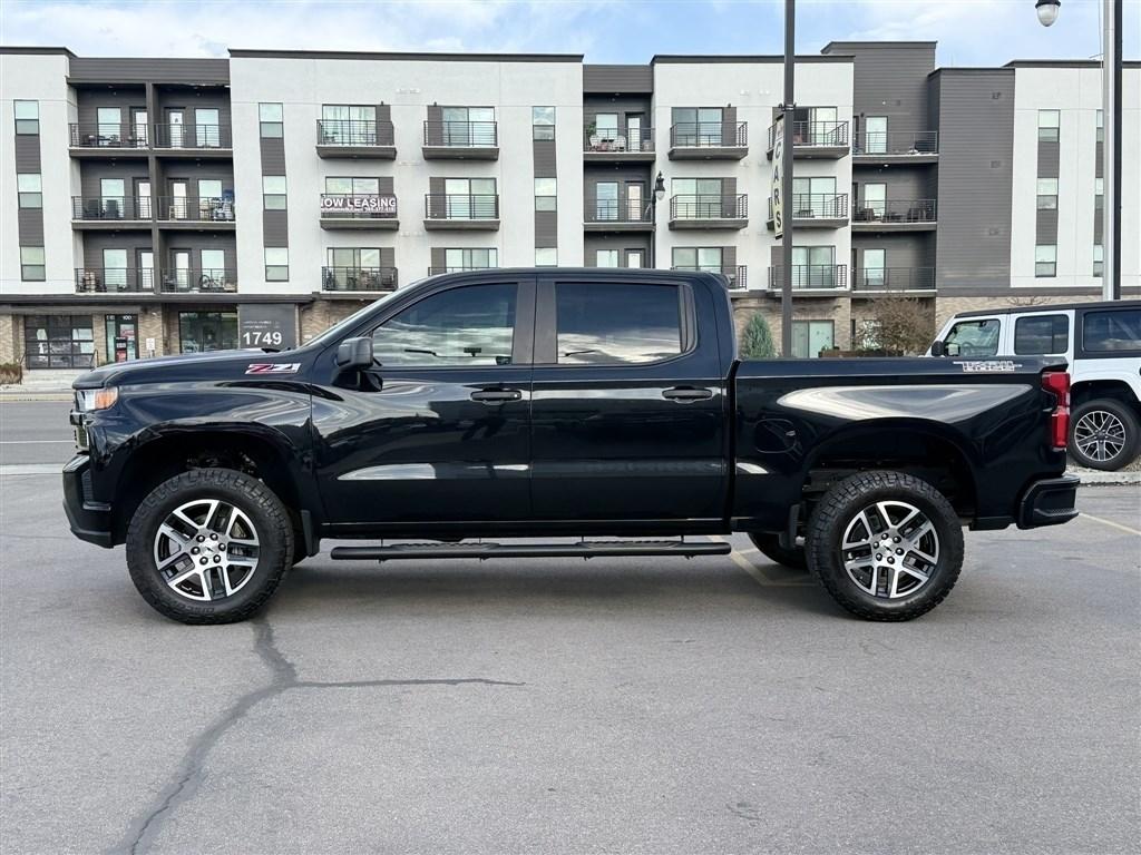 Chevrolet Silverado 1500 4WD Crew Cab 147" Custom Trail Boss 2019