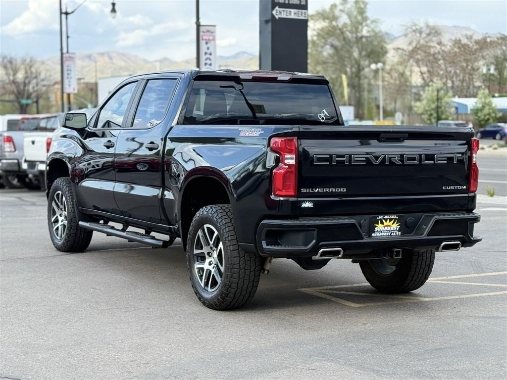 Chevrolet Silverado 1500 4WD Crew Cab 147" Custom Trail Boss 2019