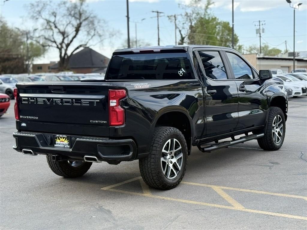 Chevrolet Silverado 1500 4WD Crew Cab 147" Custom Trail Boss 2019